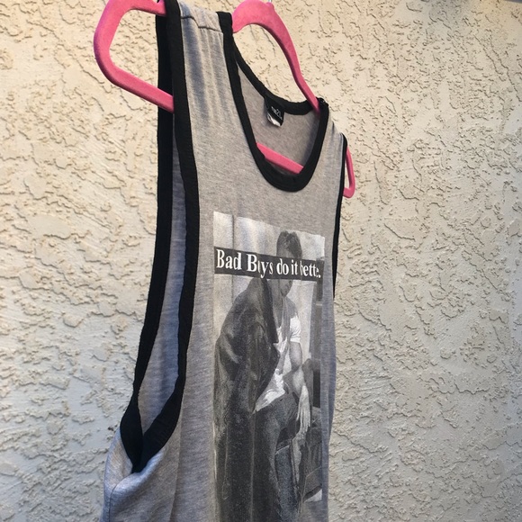 Vintage-style 50’s Gray Tank - Picture 4 of 5